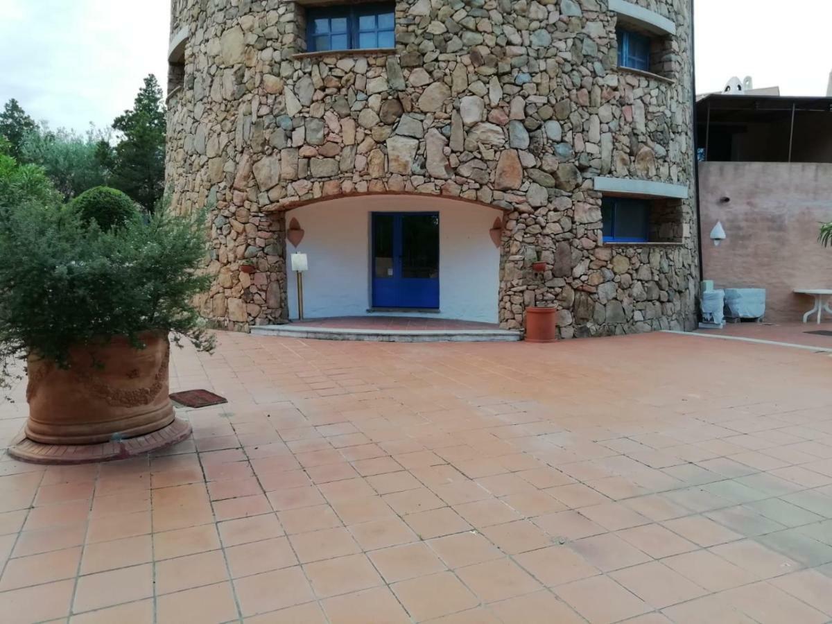 סאן תאודורו Calacavallo Village מראה חיצוני תמונה